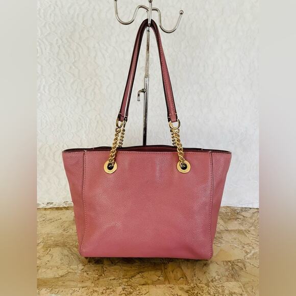 COACH Mauve pebble leather turn lock chain tote 27, shoulder bag - Picture 2 of 8